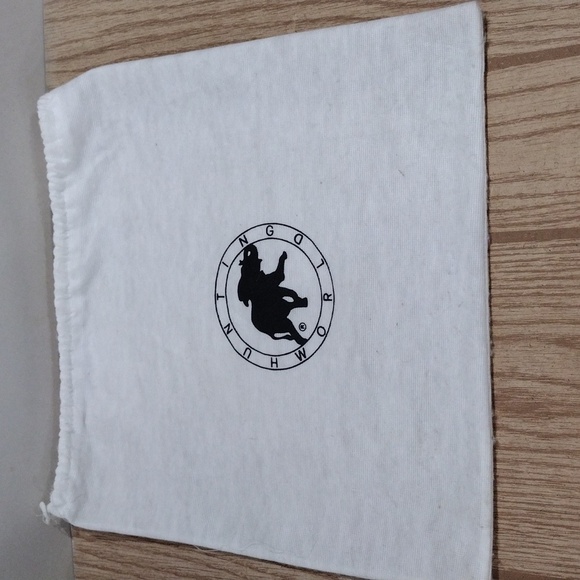 Hunting World White Drawstring Protection Storage Dust Bag 14 x 14 Inches - Picture 5 of 7